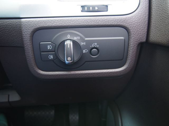 VolksWagen TOUAREG 2015-07 191367-13