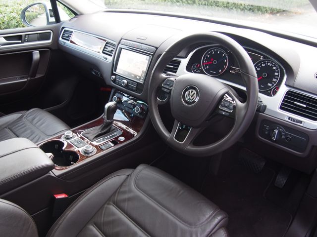 VolksWagen TOUAREG 2015-07 191367-3