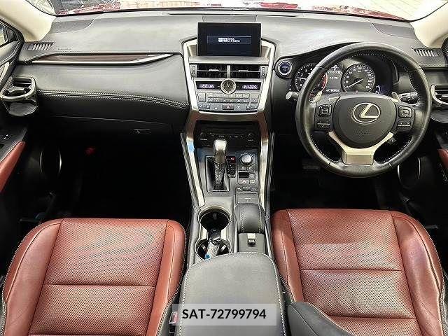 Lexus NX 2015-10 300534-1