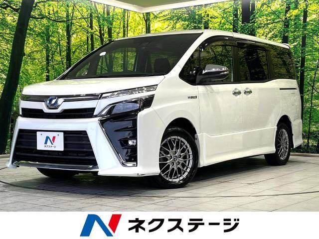 Toyota VOXY HYBRID 2018-07 196650-0