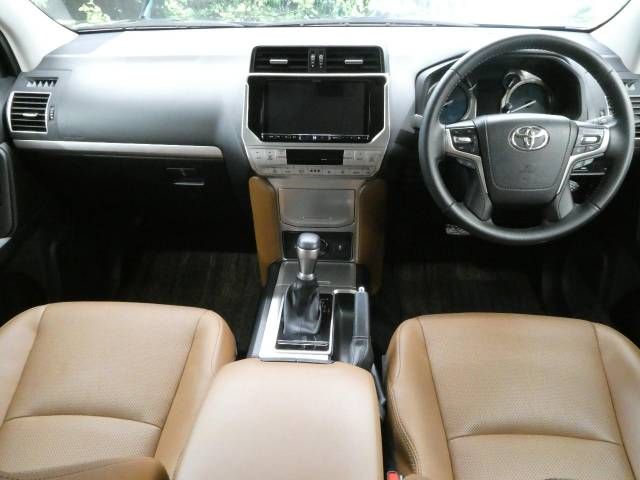 Toyota PRADO 2022-05 18799-1