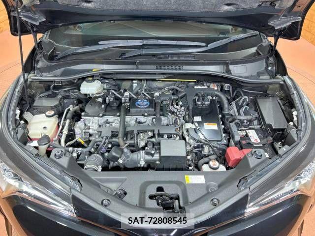 Toyota C-HR 2017-08 357839-18