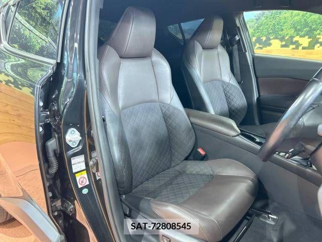 Toyota C-HR 2017-08 357839-8
