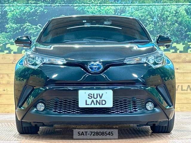 Toyota C-HR 2017-08 357839-14
