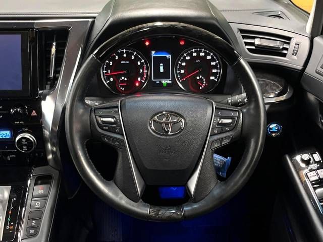Toyota ALPHARD 2023-01 24821-11