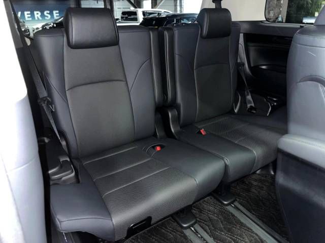 Toyota ALPHARD 2023-01 24821-9