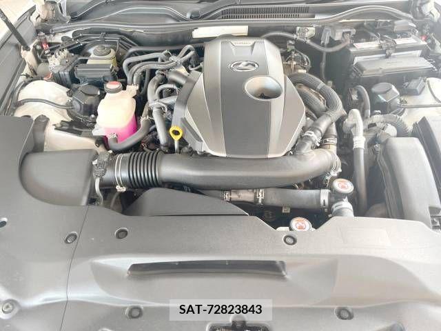 Lexus RC 2015-11 243521-18