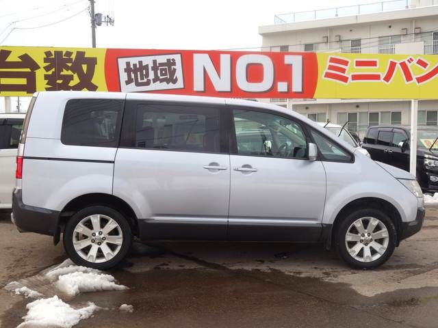 Mitsubishi DELICA D5 2007-10 1659-4