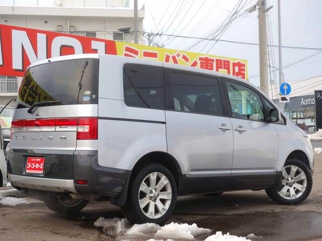 Mitsubishi DELICA D5 2007-10 1659-1