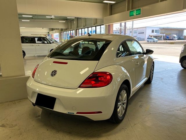 VolksWagen THE BEETLE 2013-06 4007-4