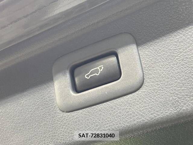 Toyota VELLFIRE 2013-11 213997-8