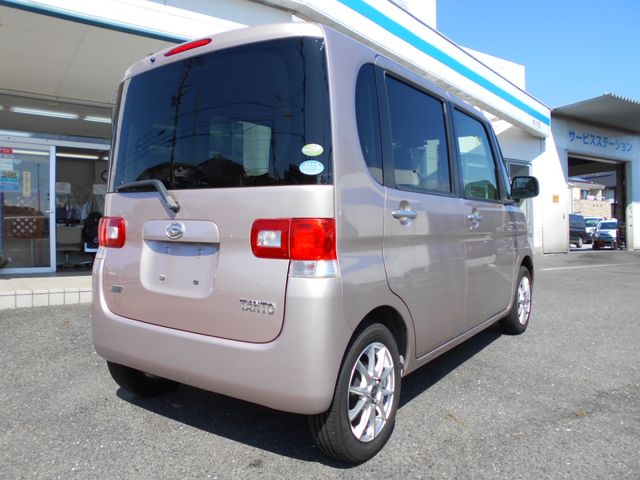 Daihatsu TANTO 2012-06 22142-3