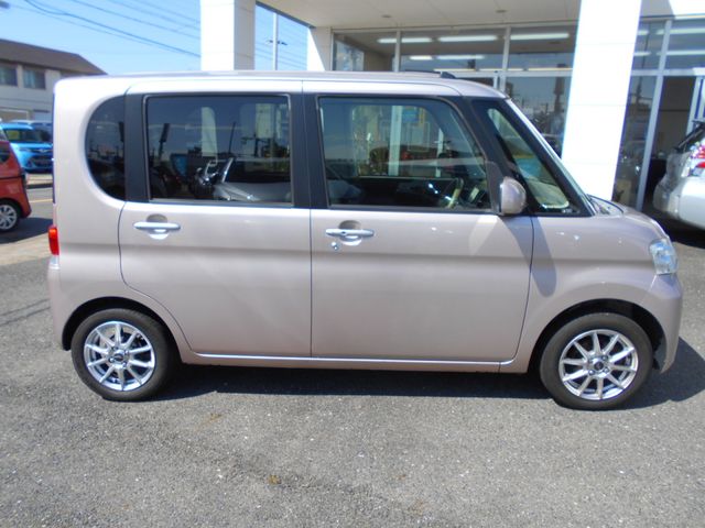 Daihatsu TANTO 2012-06 22142-5
