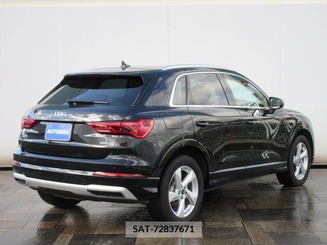 Audi Q3 2021-01 212520-2