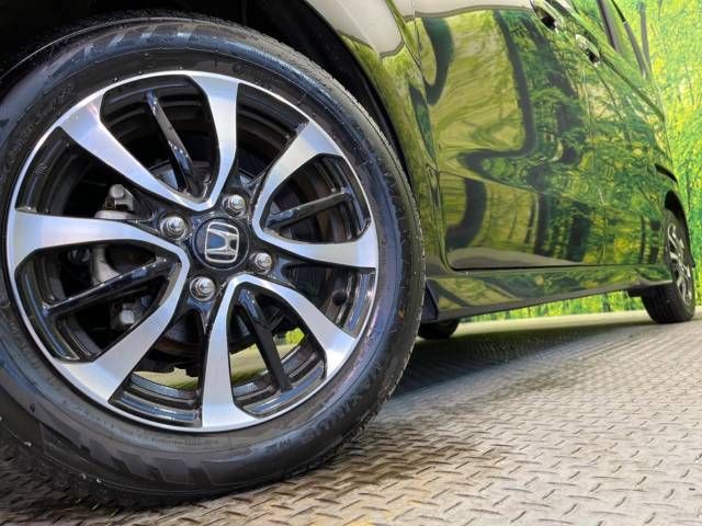 Honda N BOX CUSTOM 2019-03 185515-13