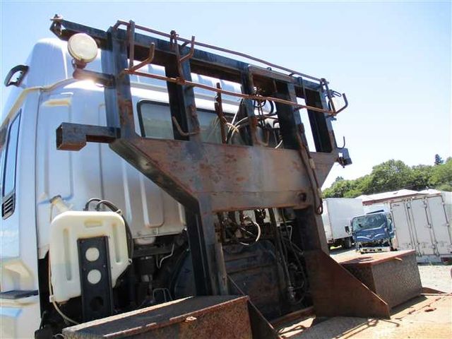 Isuzu GIGA 2003-11 1829-13