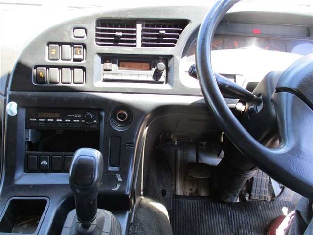 Isuzu GIGA 2003-11 1829-5