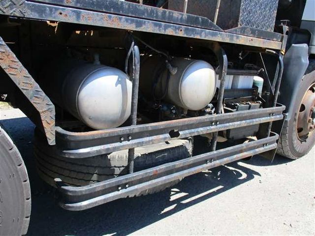 Isuzu GIGA 2003-11 1829-9
