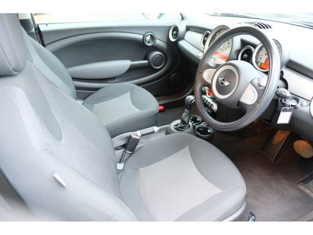 Bmw MINI 2008-04 2418-1