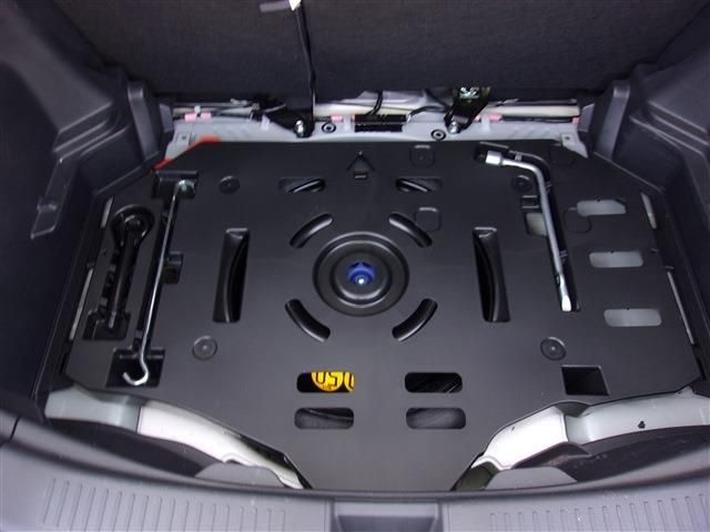 Toyota AQUA 2021-09 185681-26