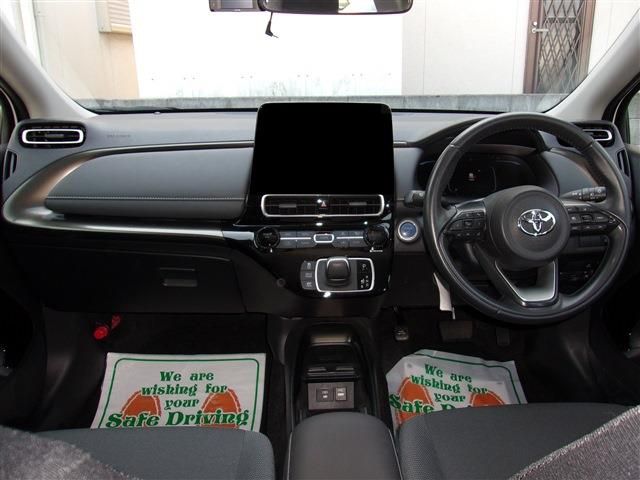 Toyota AQUA 2021-09 185681-12