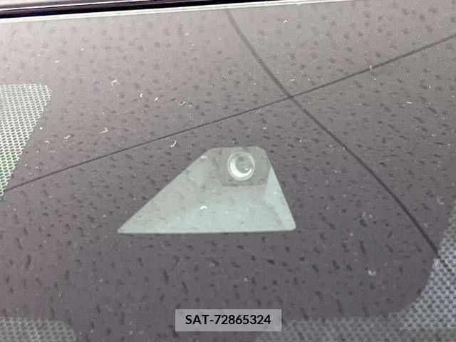 Nissan KICKS 2021-10 391620-2