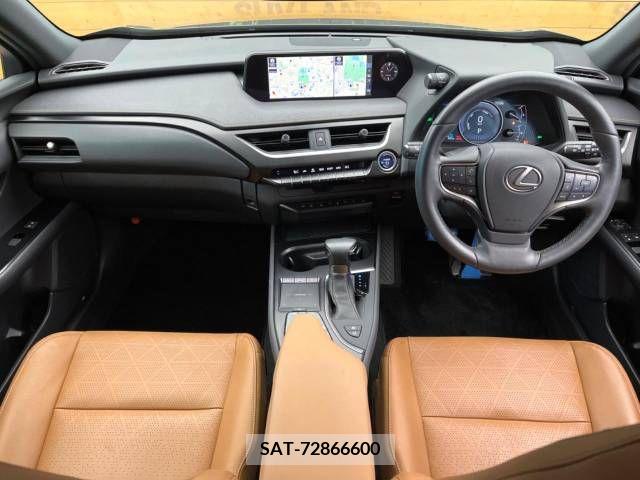 Lexus UX 2020-06 275939-1