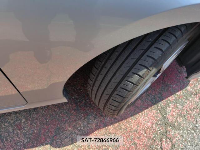 Toyota PRIUS 2015-12 366651-27
