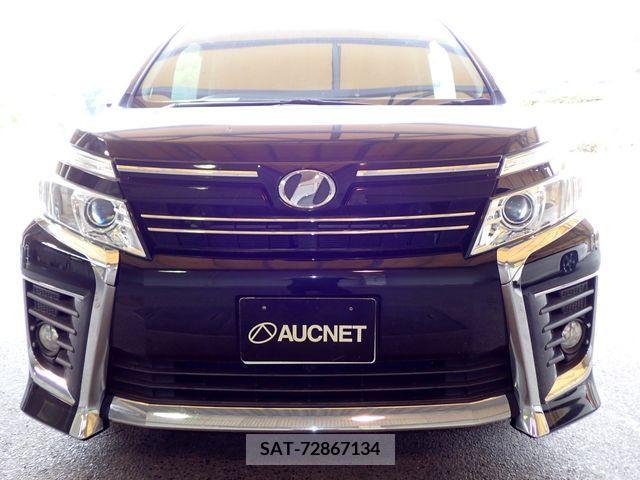 Toyota VOXY 2015-12 370474-5