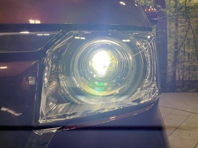 Honda N BOX 2019-02 9892-12