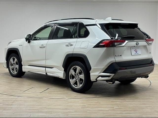 Toyota RAV4 2019-10 14332-14