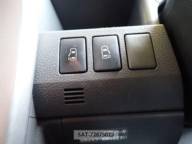 Toyota VOXY 2008-01 289205-14