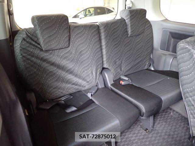 Toyota VOXY 2008-01 289205-17