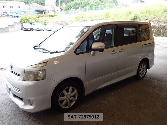 Toyota VOXY 2008-01 289205-4