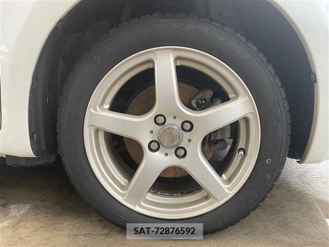 Toyota RACTIS 2009-09 313635-17