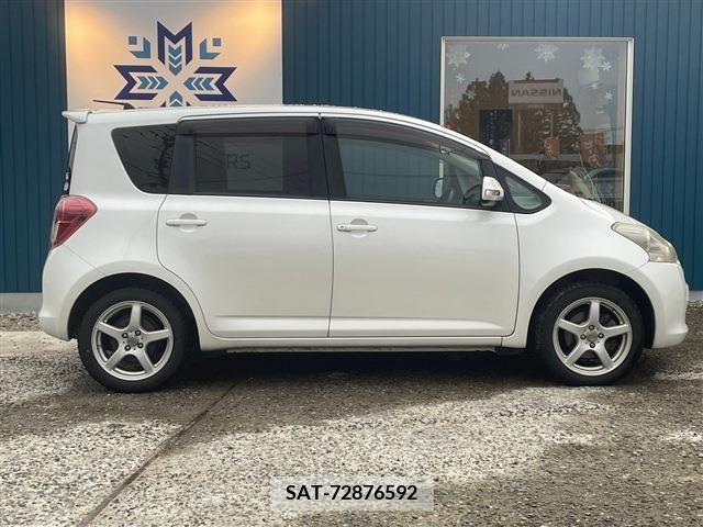 Toyota RACTIS 2009-09 313635-4