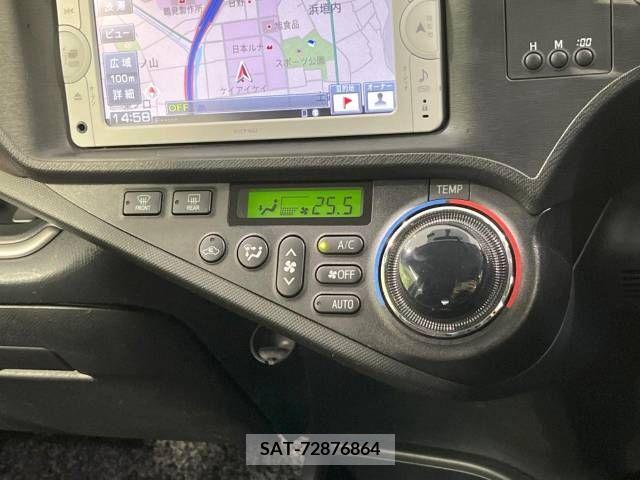 Toyota AQUA 2013-06 292311-4