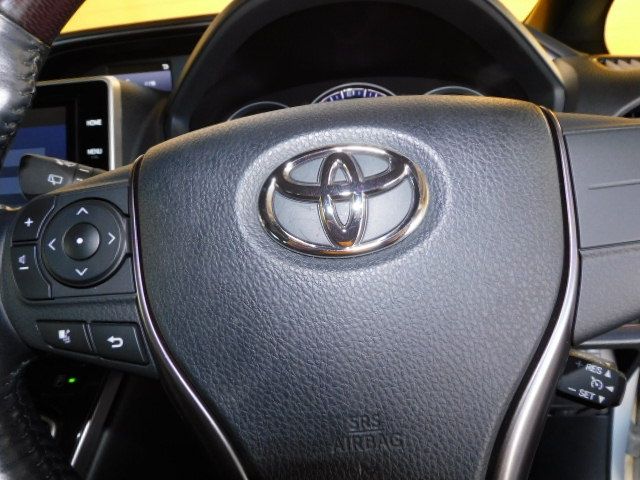 Toyota ESQUIRE 2019-03 181928-14