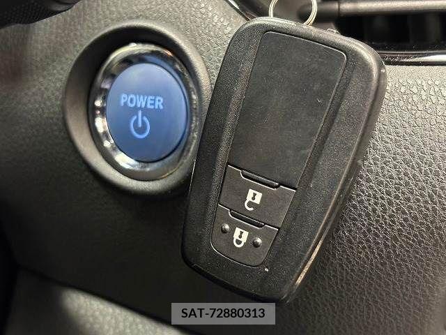 Toyota C-HR 2017-01 264558-10