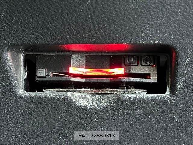 Toyota C-HR 2017-01 264558-11