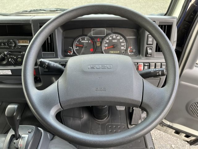 Isuzu ELF TRUCK 2018-07 21299-18