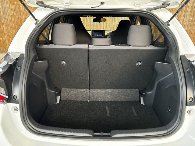 Toyota YARIS 2020-09 188998-13