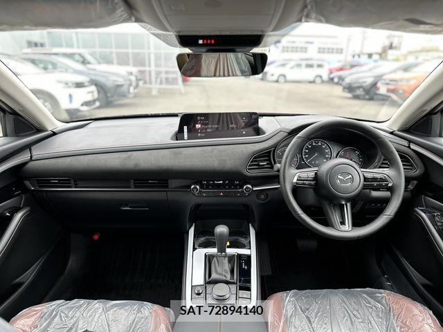 Mazda CX-30 2024-02 302096-1
