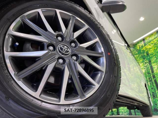 Toyota NOAH 2017-01 336247-13