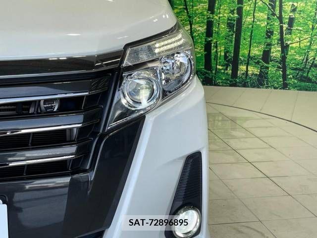 Toyota NOAH 2017-01 336247-12