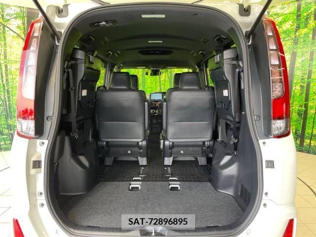 Toyota NOAH 2017-01 336247-10