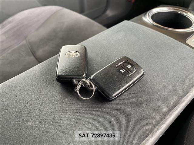 Toyota PRIUS ALPHA 2011-07 376296-28