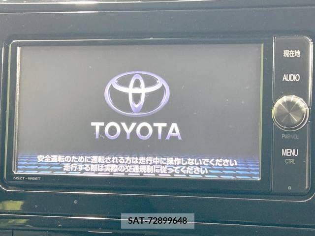 Toyota PRIUS 2017-08 393379-3