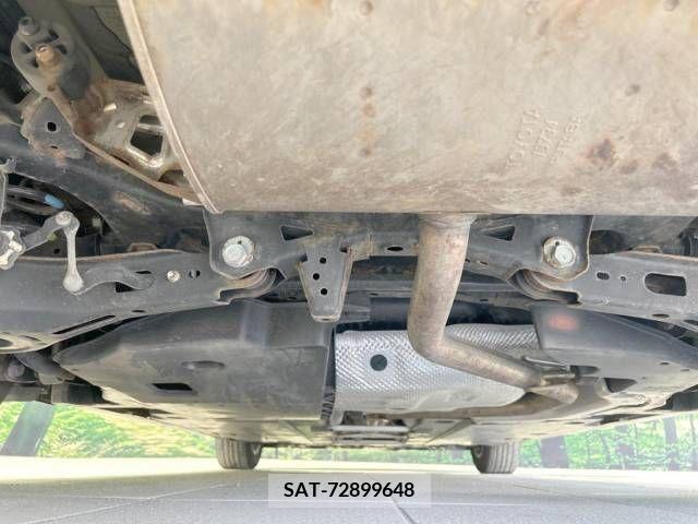 Toyota PRIUS 2017-08 393379-19