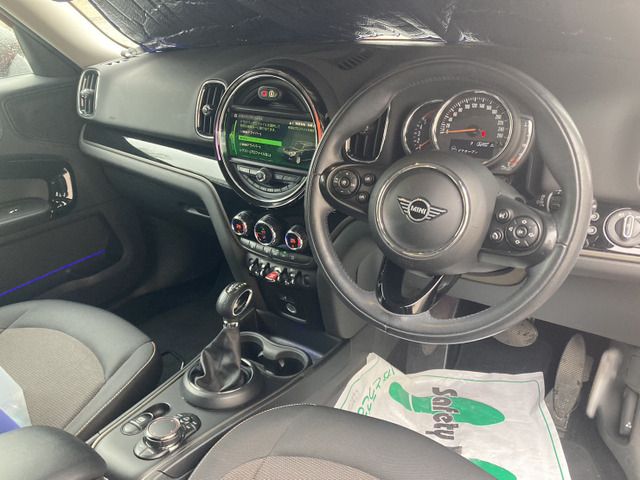 Bmw MINI 2019-05 1982-1